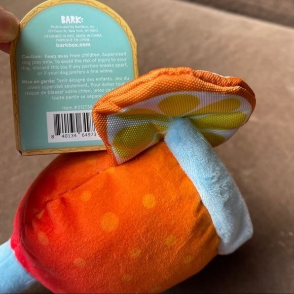 Bark dog chew toy crinkle Squeak Puperol Spritz Drink BarkBox vacation theme - Picture 3 of 11